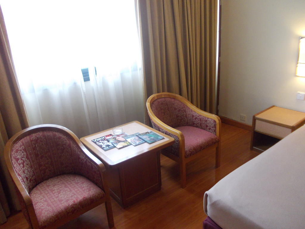 Quality Hotel Shah Alam Room photo