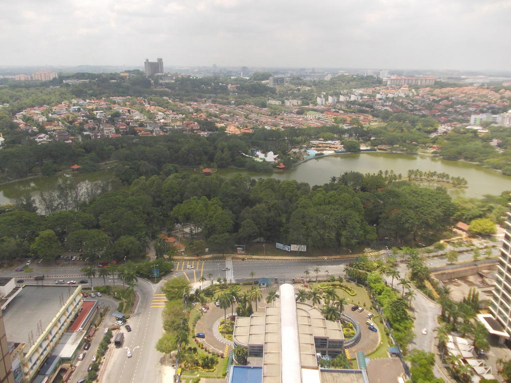 Quality Hotel Shah Alam Room photo